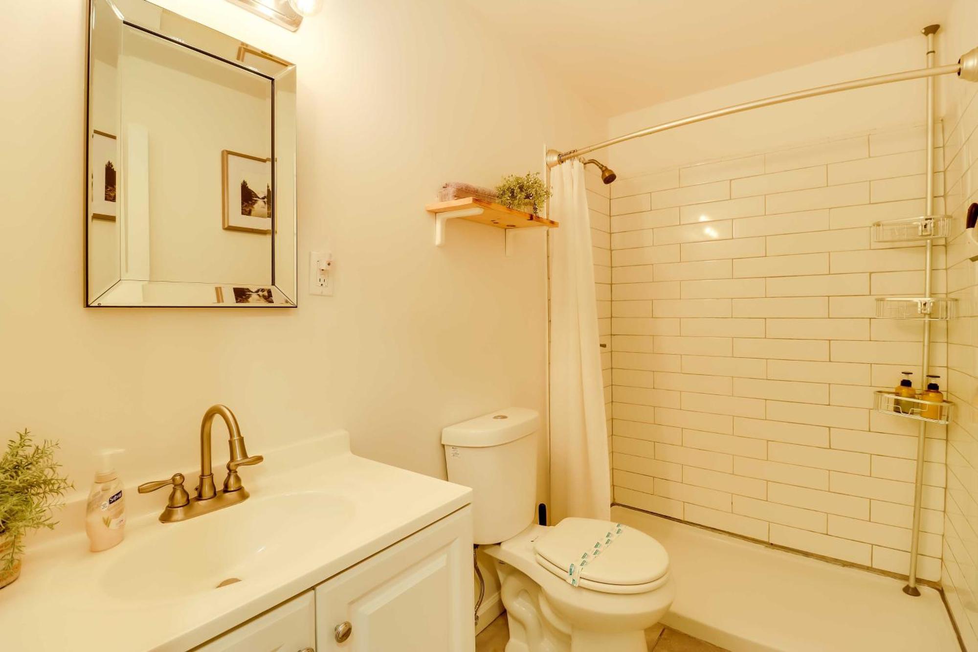 Poconos Ski Retreat With Sauna, Hot Tub, And Game Room Lake Harmony Zewnętrze zdjęcie