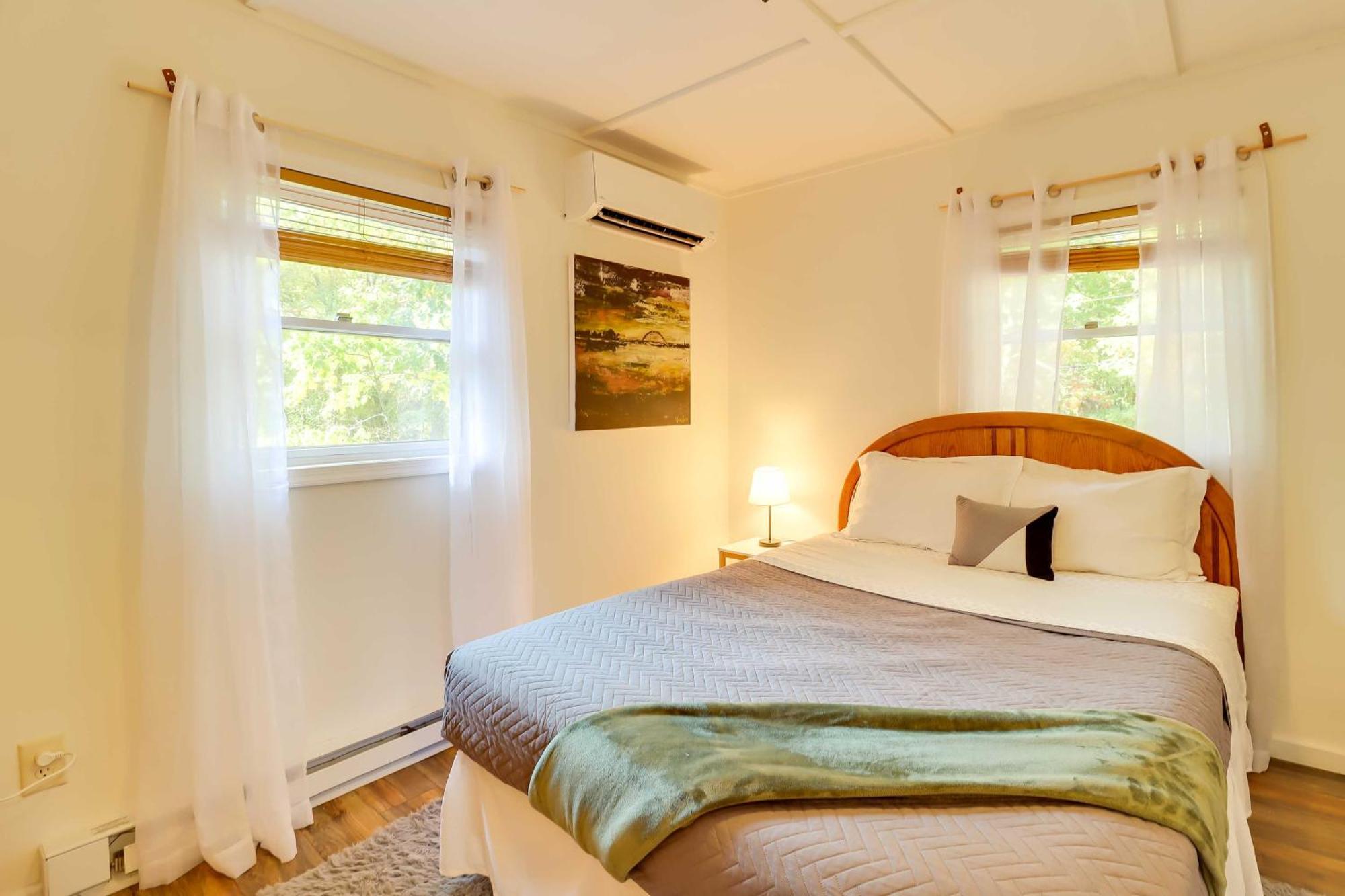 Poconos Ski Retreat With Sauna, Hot Tub, And Game Room Lake Harmony Zewnętrze zdjęcie